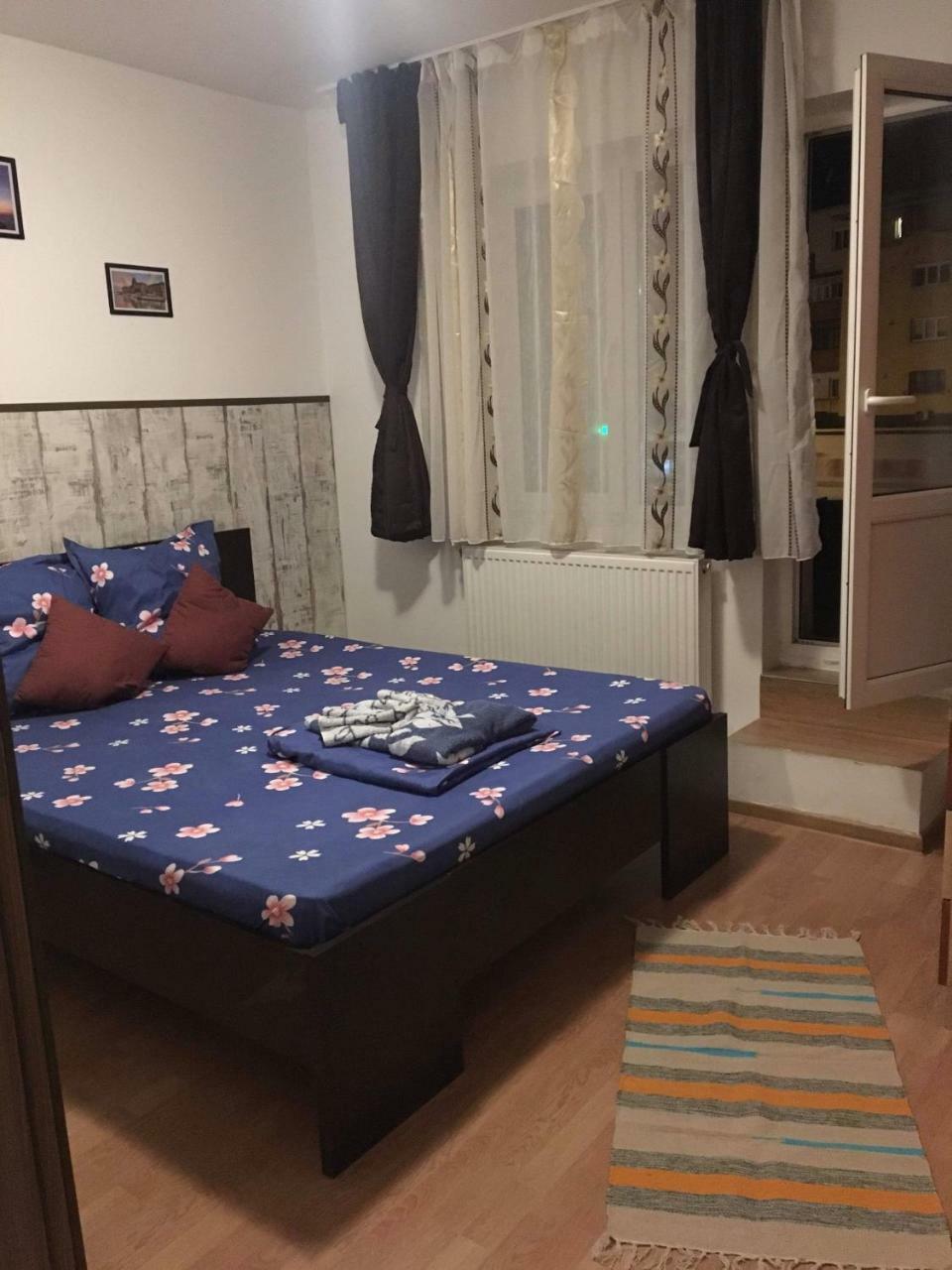 Tîrgu OcnaApartament Anca公寓 外观 照片
